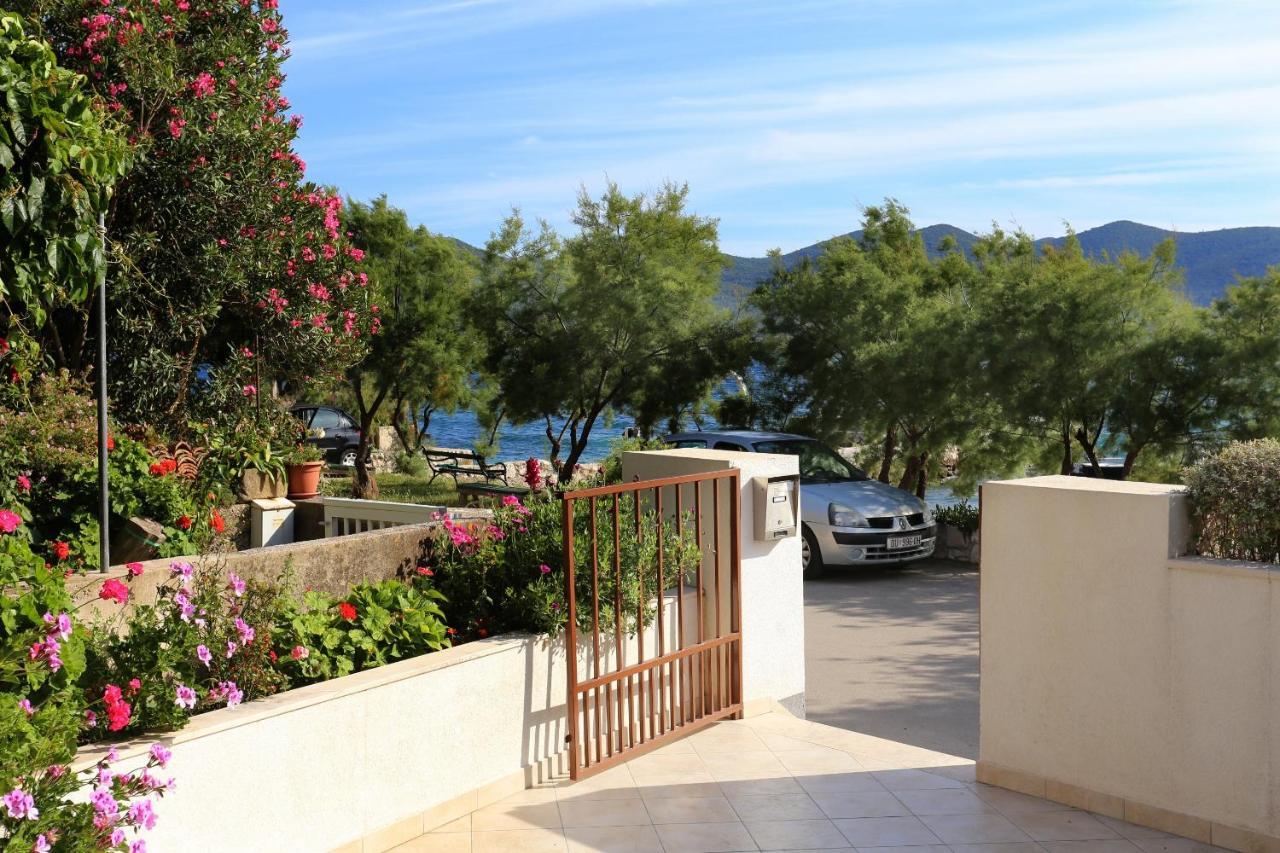 Apartments By The Sea Viganj, Peljesac - 10140 Exterior photo